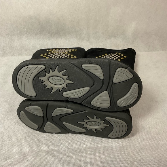 UGG Avondale Studded Suede Boots- Size 8 - Picture 9 of 16